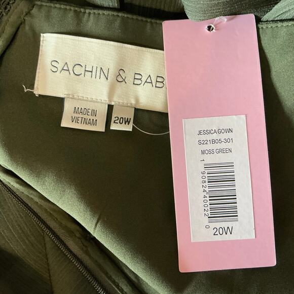 Sachin & Babi Chiffon Long A-Line Maxi Evening Gown Green Size 20W Formal Dress - Picture 8 of 10